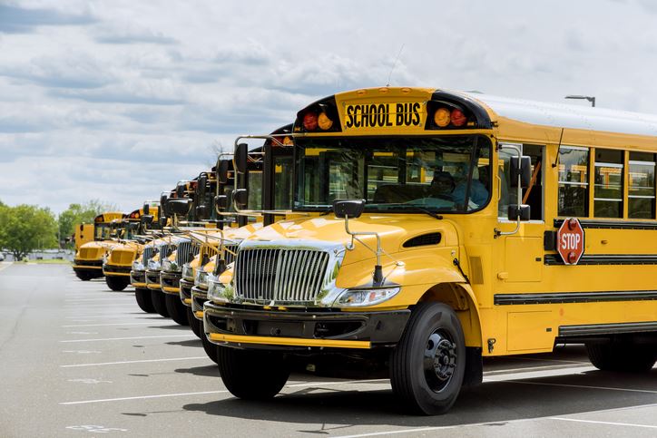  Yello School